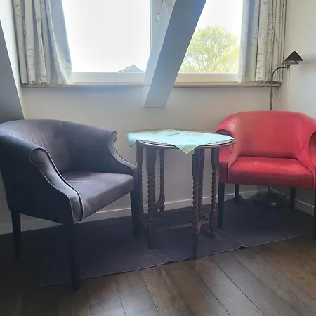 De Logeerkamer Panzió 3*